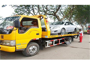 乌尔禾附近24小时汽车拖车服务热线