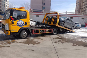 乌尔禾救援拖车费用怎么算