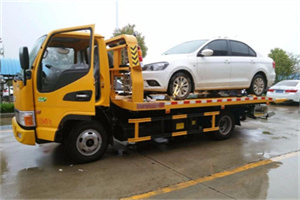 乌尔禾附近拖车救援24小时服务热线